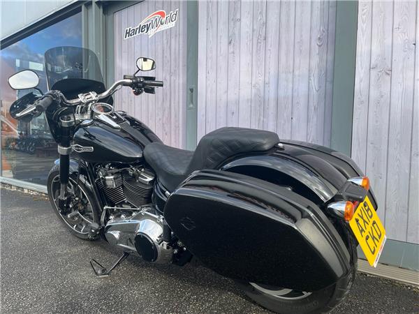 2018 HARLEY-DAVIDSON SOFTAIL FLSB SPORT GILDE