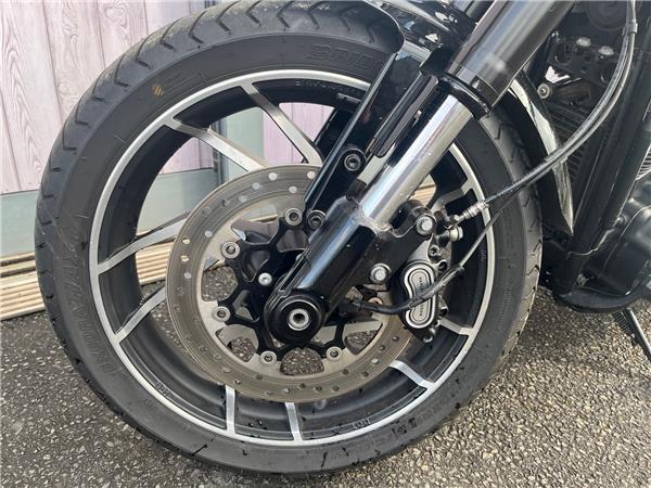 2018 HARLEY-DAVIDSON SOFTAIL FLSB SPORT GILDE