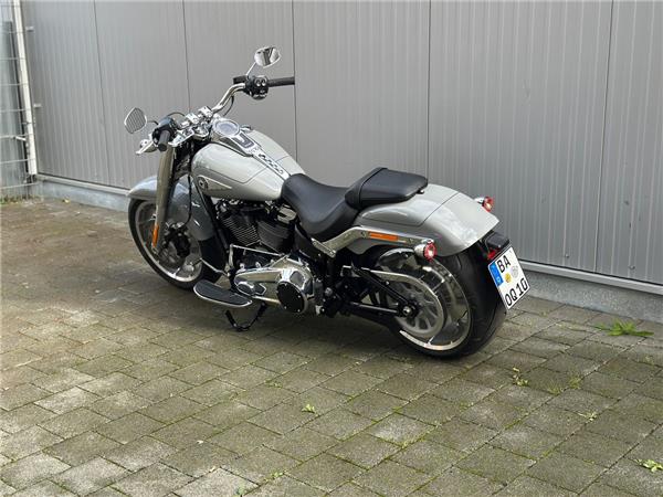 Softail Fat Boy 117cui 