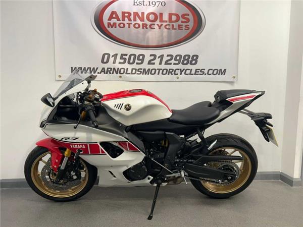 2024 Yamaha YZF-R7 60TH ANNIVERSARY WHITE
