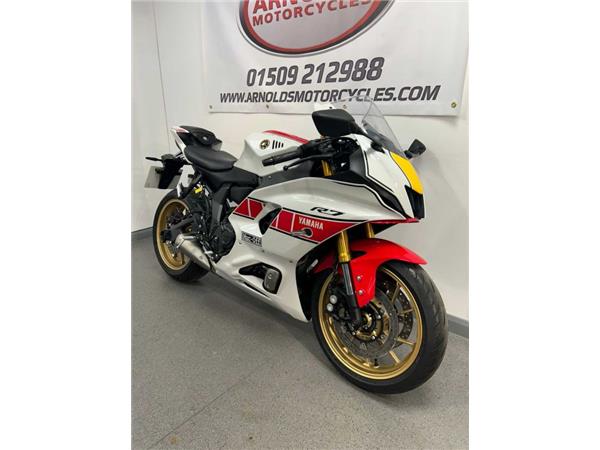 2024 Yamaha YZF-R7 60TH ANNIVERSARY WHITE