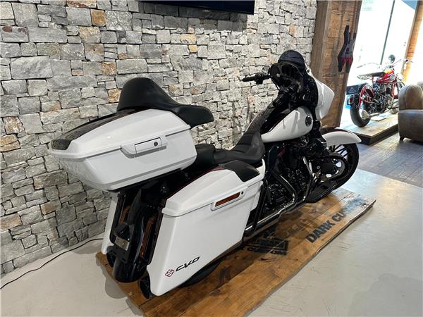 2021 harley-davidson FLHXSE Street Glide CVO 117