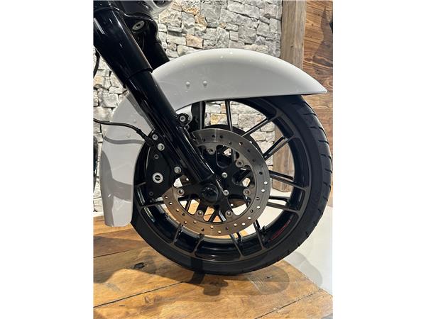 2021 harley-davidson FLHXSE Street Glide CVO 117