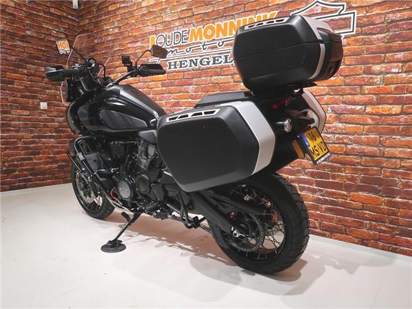 New Harley-Davidson RA1250S Pan America special Adaptive Ride High 40 Spokes