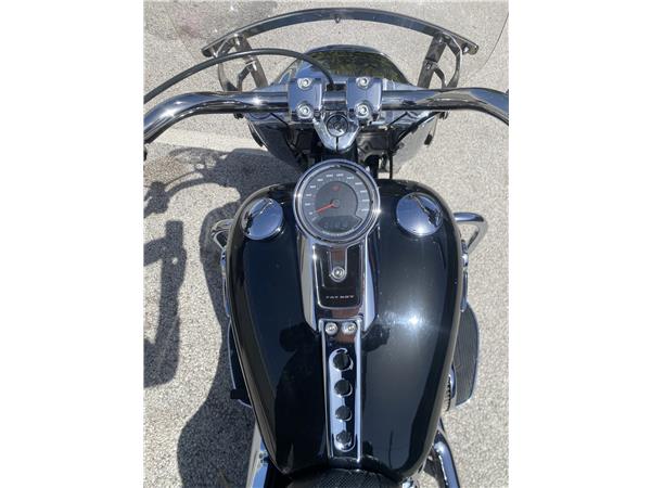 2021 HARLEY-DAVIDSON FAT BOY