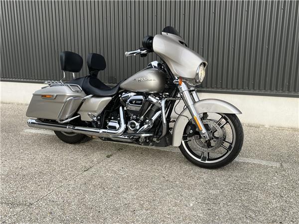 2018 HARLEY-DAVIDSON STREET GLIDE