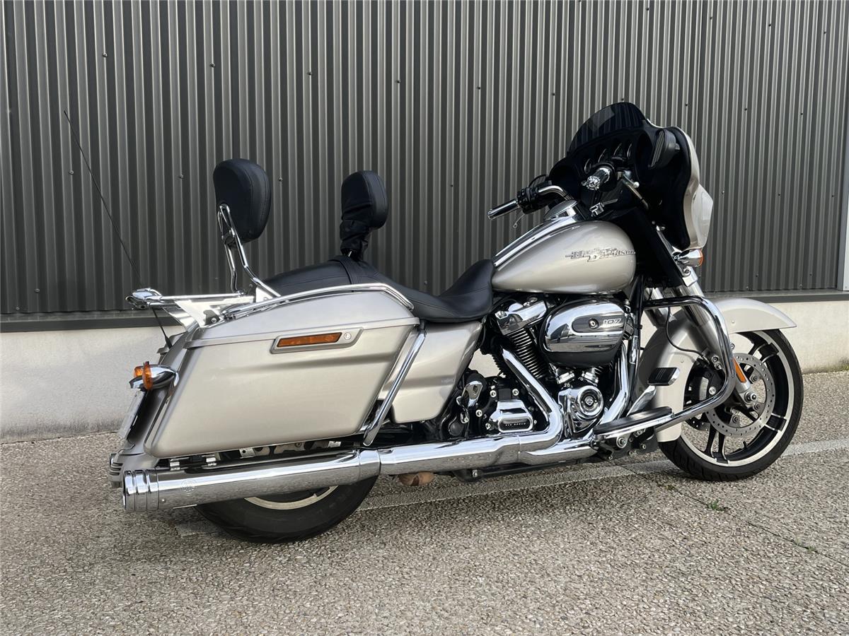 2018 HARLEY-DAVIDSON STREET GLIDE