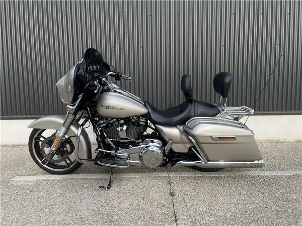 2018 HARLEY-DAVIDSON STREET GLIDE