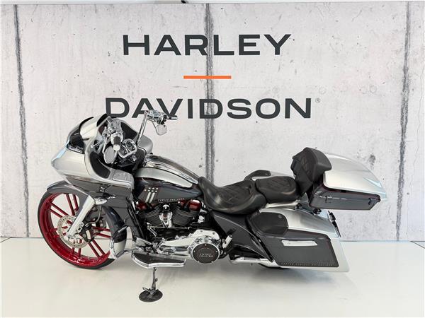 2019 harley-davidson FLTRXSE Road Glide Special 117 CVO
