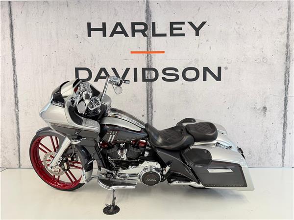 2019 harley-davidson FLTRXSE Road Glide Special 117 CVO