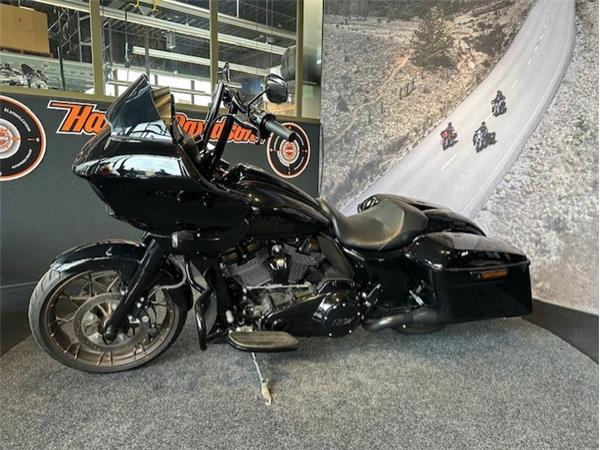 New Harley-Davidson FLTRXST ROAD GLIDE ST