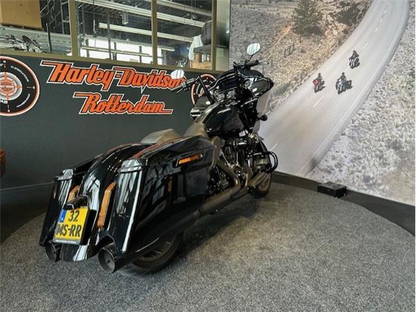 New Harley-Davidson FLTRXST ROAD GLIDE ST