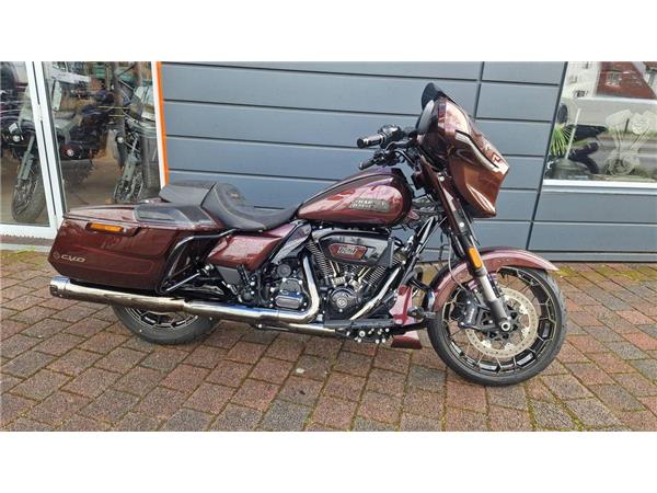 FLHXSE Street Glide CVO 