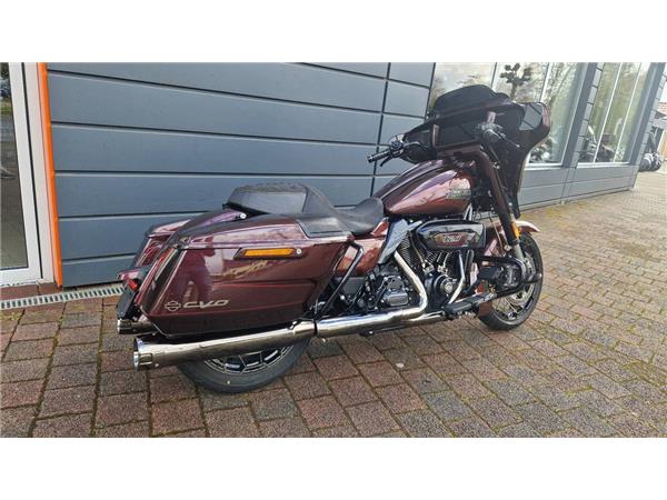FLHXSE Street Glide CVO 