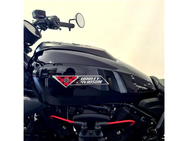 HARLEY-DAVIDSON SPORTSTER S 
