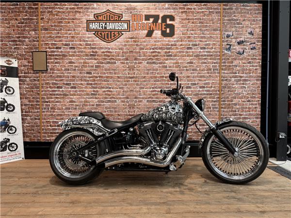 2015 HARLEY-DAVIDSON BREAKOUT