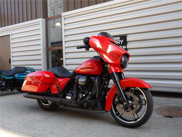 2016 HARLEY-DAVIDSON STREET GLIDE