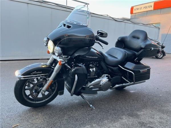 2017 Harley-Davidson Touring Electra Glide Ultra Limited FLHTK