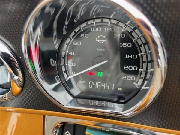 2015 Harley-Davidson CVO Ultra Limited FLHTKSE