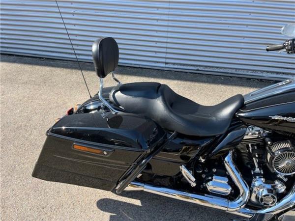 2015 Harley-Davidson Touring Road Glide Special FLTRXS
