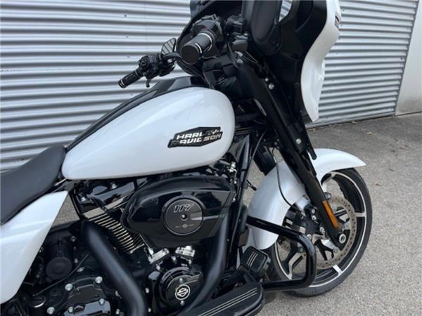 2024 Harley-Davidson Street Glide FLHX