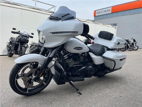 2024 Harley-Davidson Street Glide FLHX