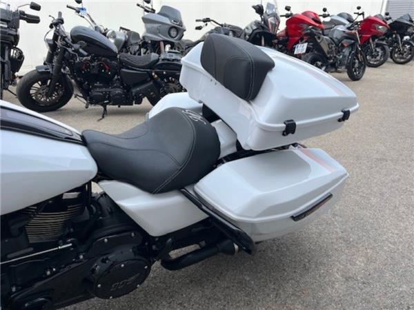 2024 Harley-Davidson Street Glide FLHX