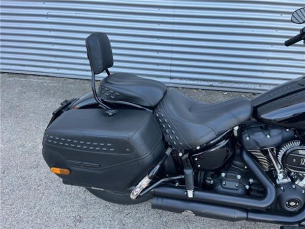 2023 Harley-Davidson Softail Heritage Classic FLHC