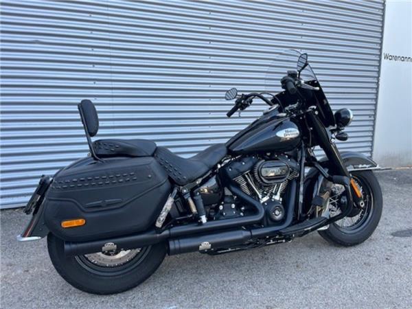 2023 Harley-Davidson Softail Heritage Classic FLHC