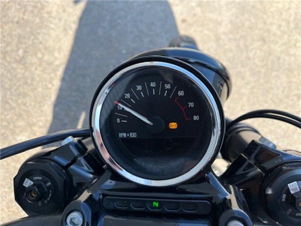 2016 Harley-Davidson Sportster XL 1200 Roadster