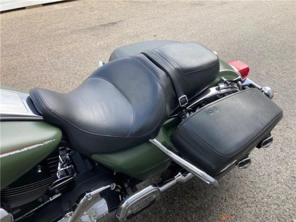 2016 Harley-Davidson Road King Classic FLHRC