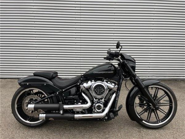 2018 Harley-Davidson Softail Breakout FXBR