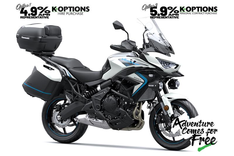 Pearl Robotic White + Metallic Spark Black