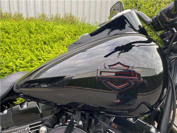 2017 HARLEY-DAVIDSON FAT BOY