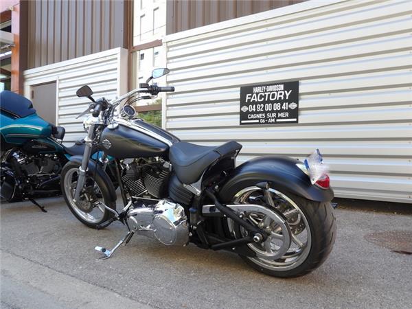 2011 HARLEY-DAVIDSON ROCKER