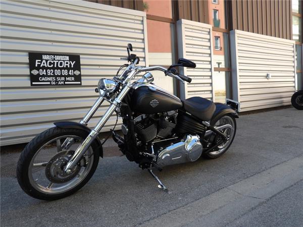 2011 HARLEY-DAVIDSON ROCKER