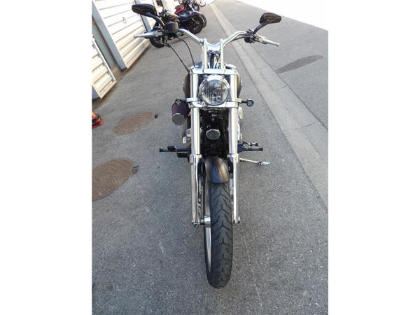 2011 HARLEY-DAVIDSON ROCKER