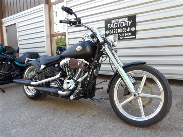 2011 HARLEY-DAVIDSON ROCKER