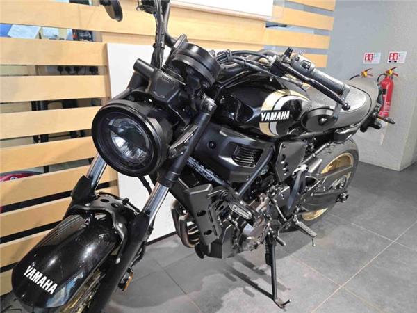2022 Yamaha XSR 700 (MTM690) Black