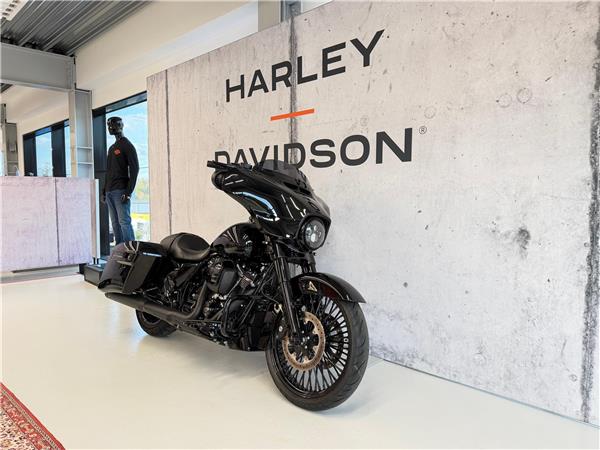 2018 harley-davidson FLHXS Street Glide Special 107 ABS