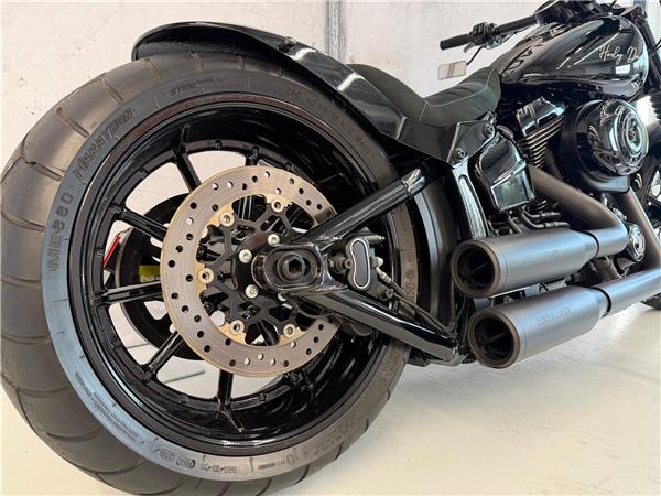 2015 harley-davidson FXSB Breakout 103 ABS