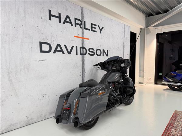 2018 harley-davidson FLHXSE Street Glide ABS CVO 117