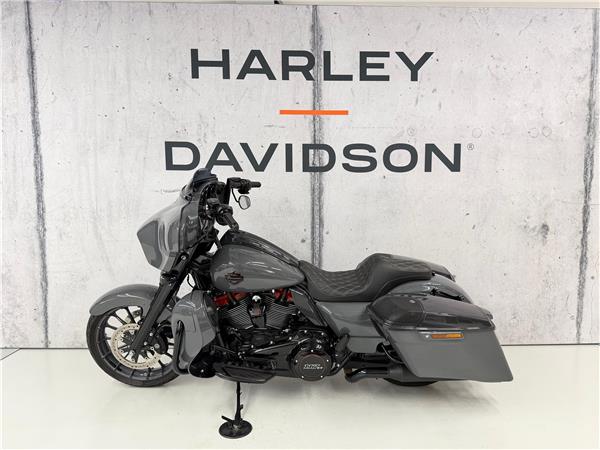 2018 harley-davidson FLHXSE Street Glide ABS CVO 117