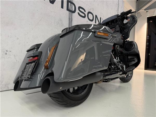 2018 harley-davidson FLHXSE Street Glide ABS CVO 117