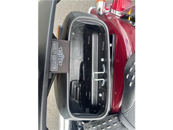 2020 HARLEY-DAVIDSON SOFTAIL FLHCS HERITAGE CLASSIC 114