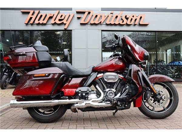 2018 HARLEY-DAVIDSON CVO FLHTKSE ELECTRA GLIDE ULTRA LIMITED