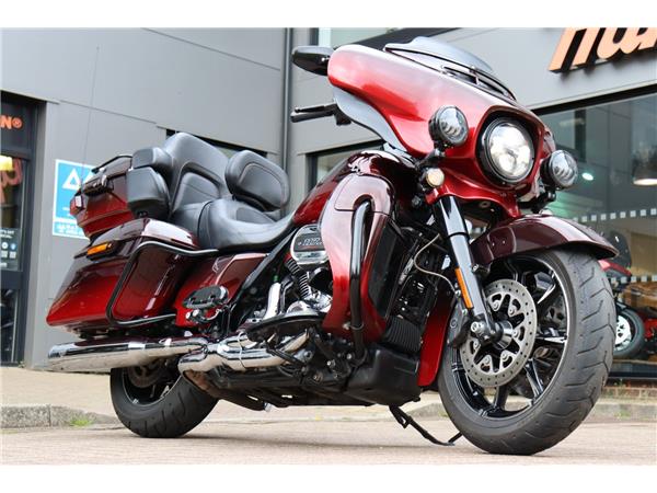 2018 HARLEY-DAVIDSON CVO FLHTKSE ELECTRA GLIDE ULTRA LIMITED