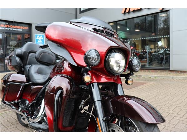 2018 HARLEY-DAVIDSON CVO FLHTKSE ELECTRA GLIDE ULTRA LIMITED