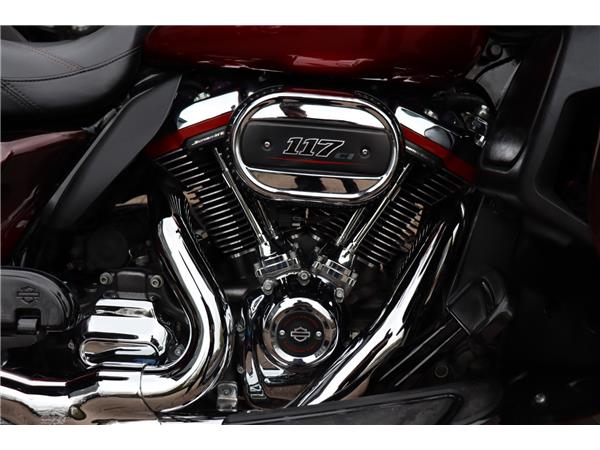 2018 HARLEY-DAVIDSON CVO FLHTKSE ELECTRA GLIDE ULTRA LIMITED