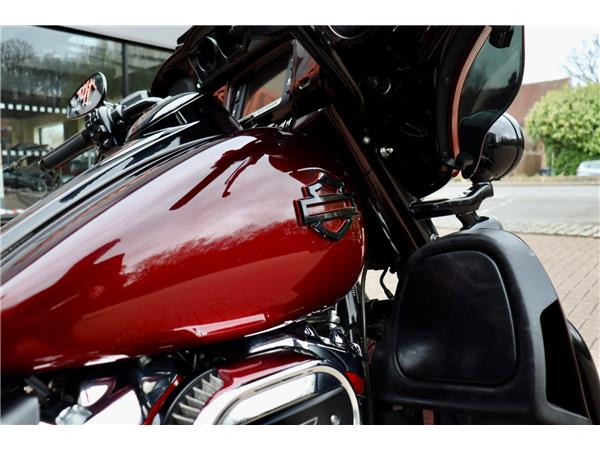 2018 HARLEY-DAVIDSON CVO FLHTKSE ELECTRA GLIDE ULTRA LIMITED